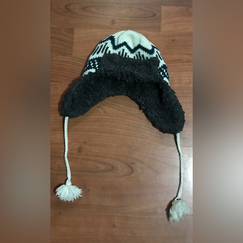 H&M Mens Knnited Ear Flap Winter Hat